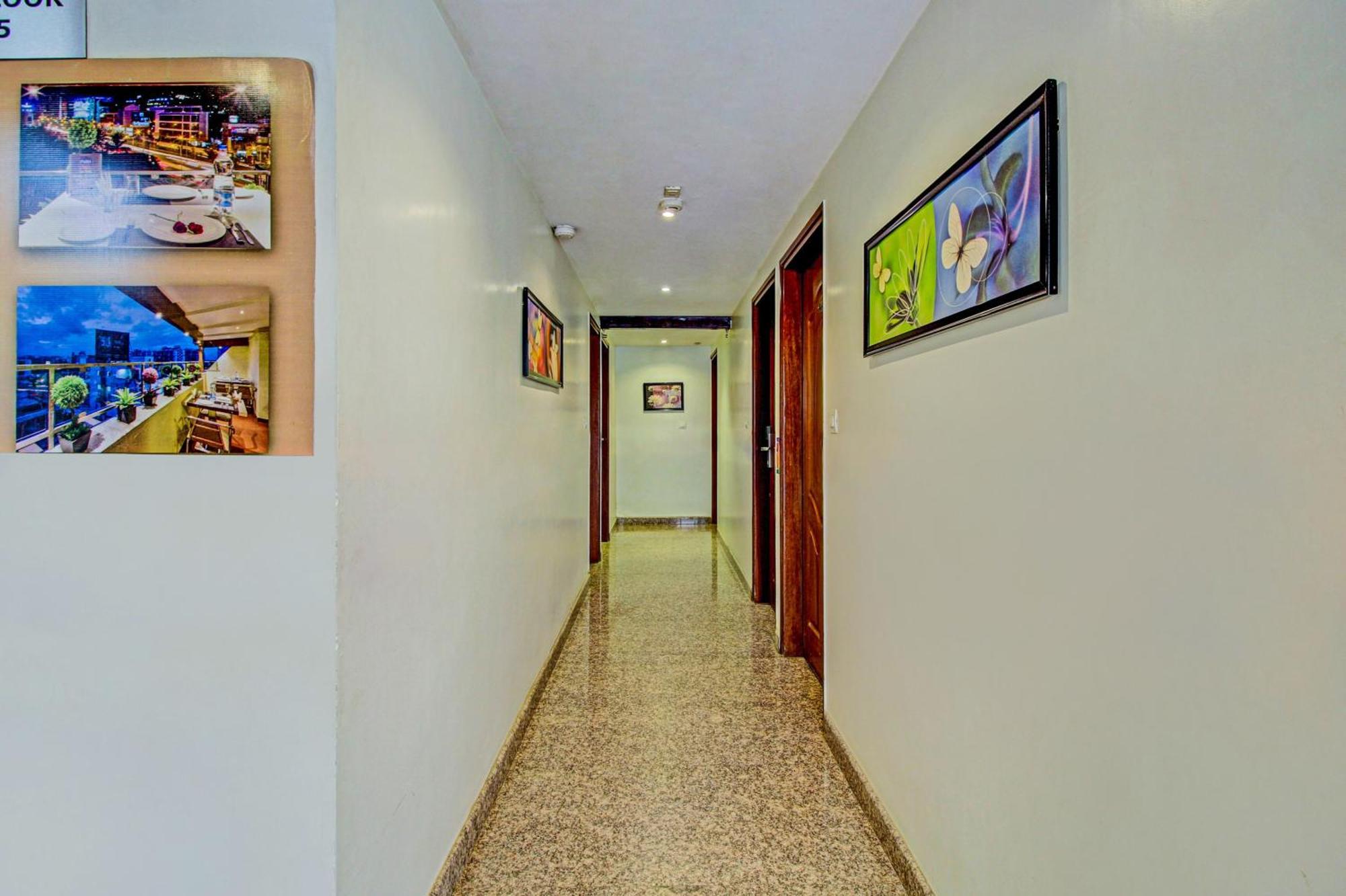 Capital O Sri Krishna Suites Near 7D Voyage Bangalore Exteriör bild