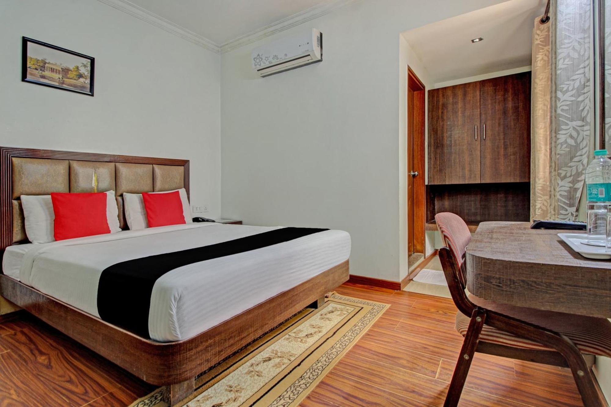 Capital O Sri Krishna Suites Near 7D Voyage Bangalore Exteriör bild