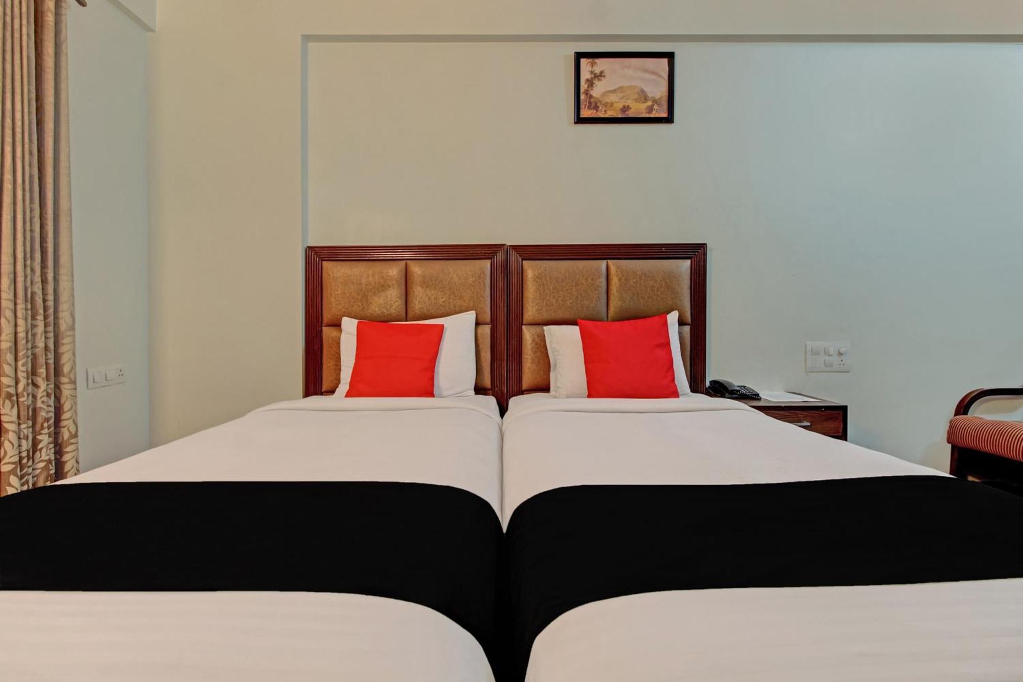 Capital O Sri Krishna Suites Near 7D Voyage Bangalore Exteriör bild